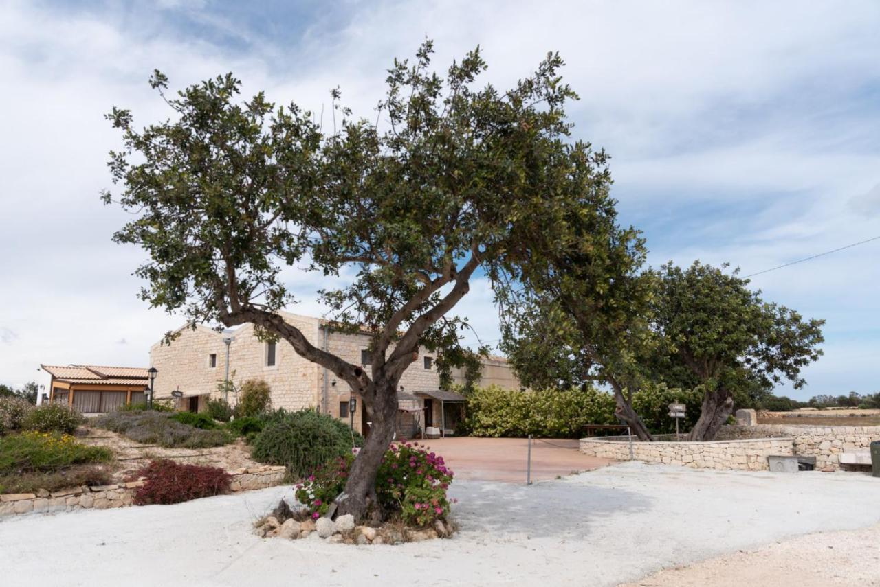 Agriturismo Tenuta Sparaceto Modica Ngoại thất bức ảnh