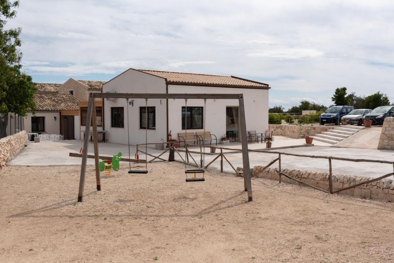 Agriturismo Tenuta Sparaceto Modica Ngoại thất bức ảnh